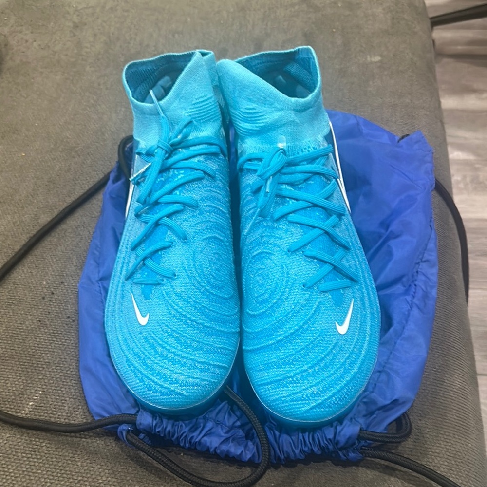 Nike Phantom Luna 2 Elite Blue Soccer Cleats